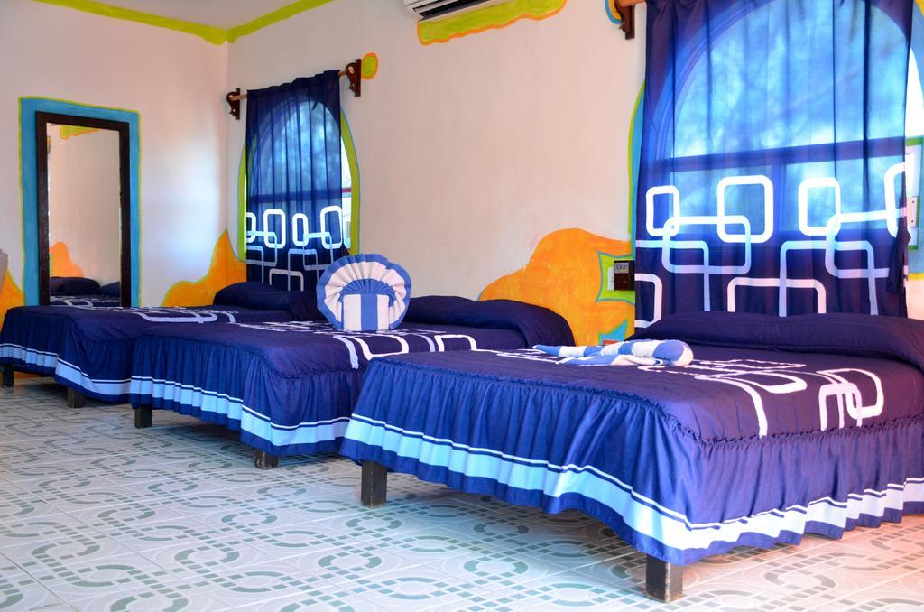 Adventure Experience Hotel Playa del Carmen Exterior photo